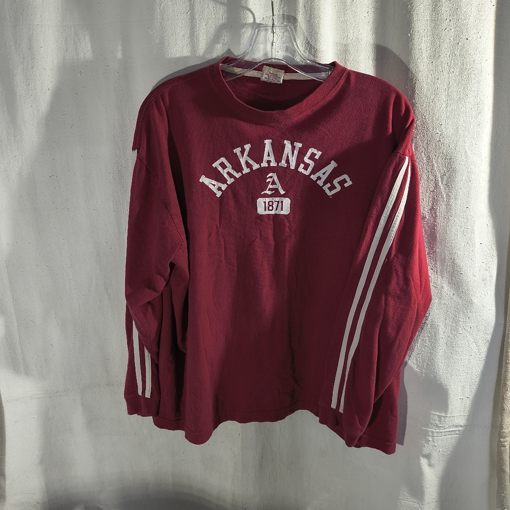 Houndstooth Arkansas 1871 Men's Size XL Vintage Style Red Long Sleeve Tee Shirt